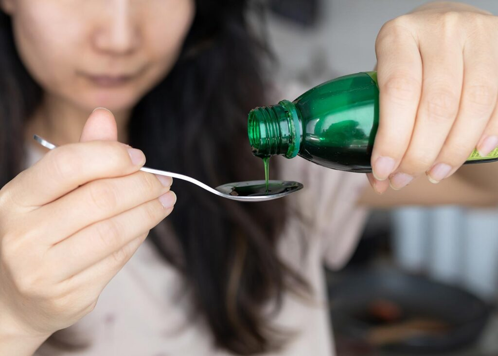 Konsumsi Obat Batuk Sesuai Anjuran